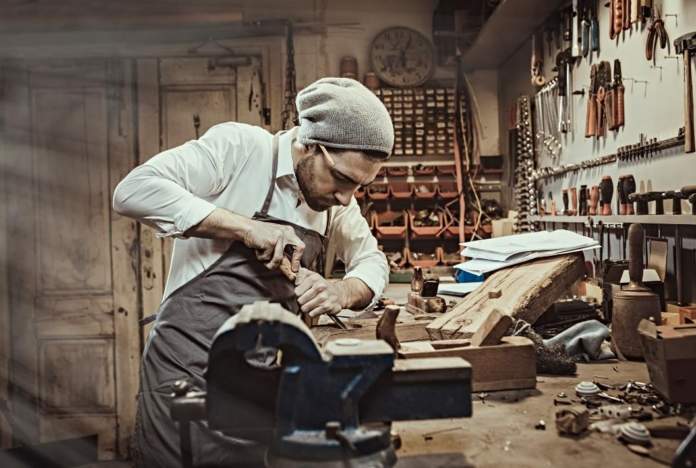 Abruzzo. Artigianato in crisi, Sparite 10mila imprese in dieci anni. Magnacca:“Ripartiamo dall’alternanza scuola-lavoro”