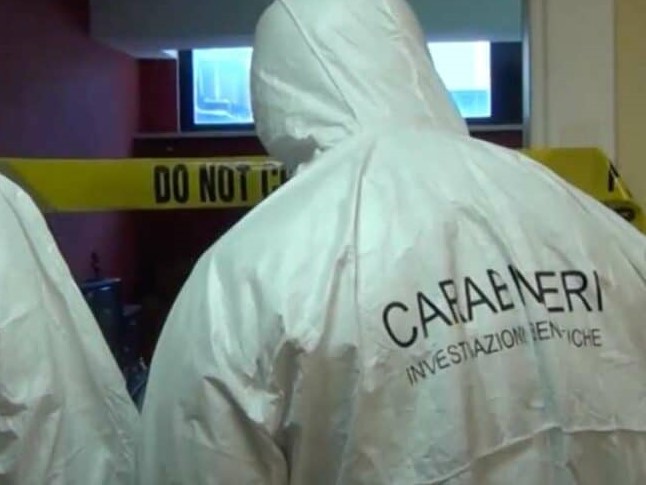 Uomo trovato morto nella notte a Sant’Omero: indagini in corso