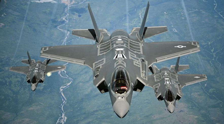 il ruggito degli F-35 scuote la quiete di Pescara. Prove di “riattaccata” sull’aeroporto abruzzese