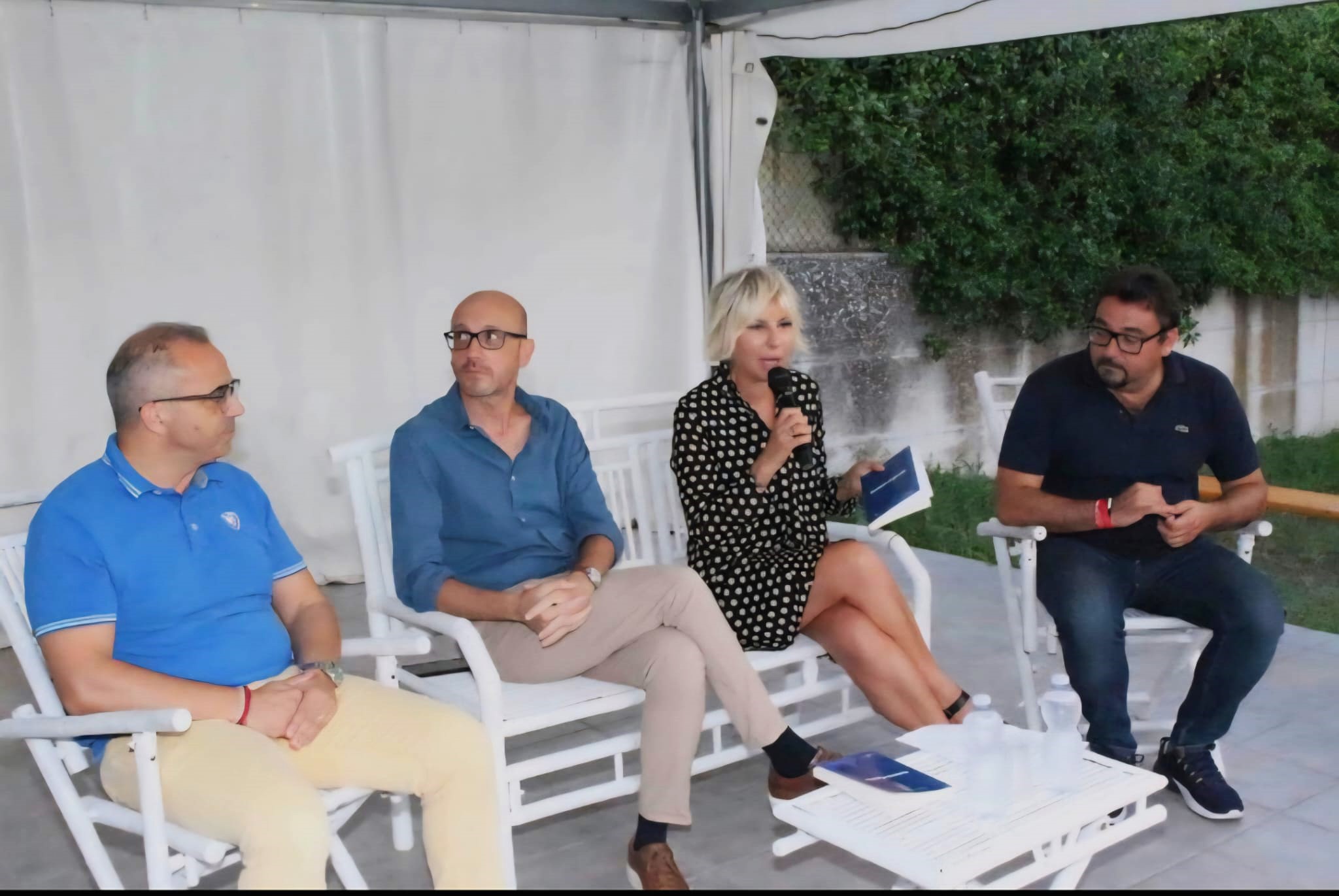 Il libro “Paranza di parole” e l’inaugurazione della Casetta del Libro, animano la domenica di Nepezzano
