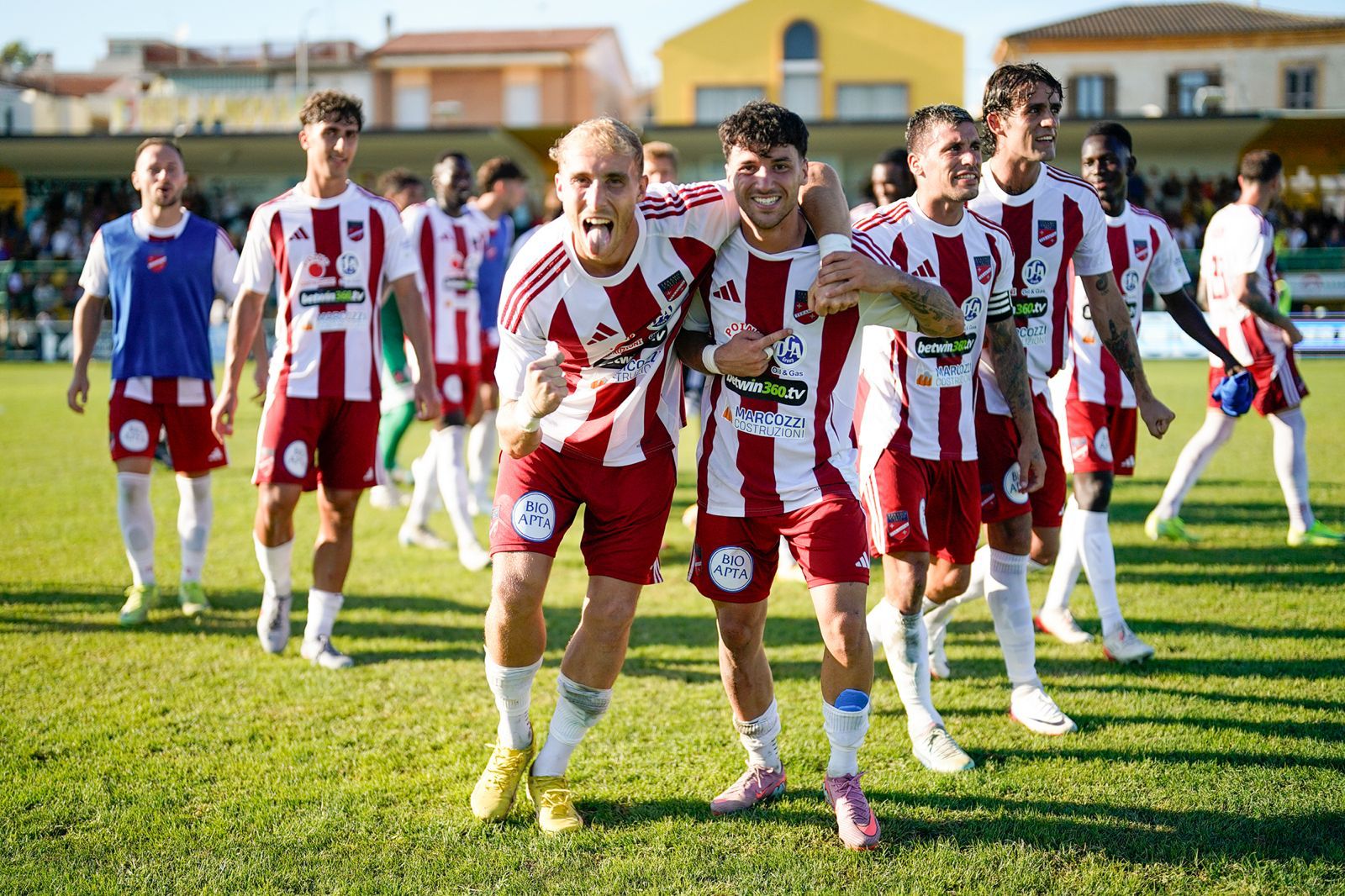 (Photogallery) Poker da “sballo” al Fadini. Il Diavolo fa suo il derbissimo d’Abruzzo