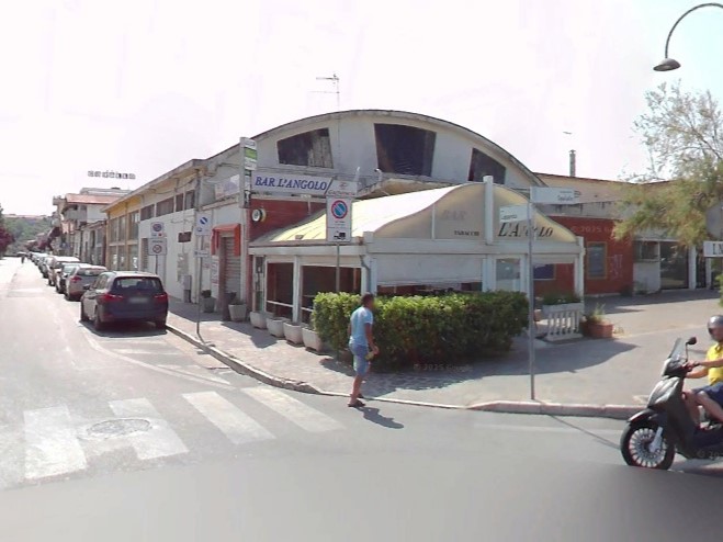 Giulianova. Derubato il bar L’Angolo, asportati contanti e sigarette