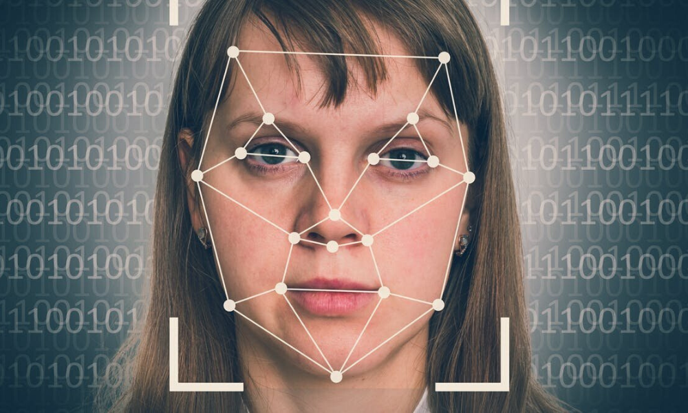 Deepfake a Scuola: Immagini Nude Manipolate, Aperta Inchiesta per Bullismo Digitale nel Teramano