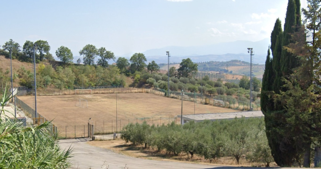 Cologna. In arrivo Manto erboso e tribuna nel campo di calcio: 322mila euro finanziate dal Piano Nazionale
