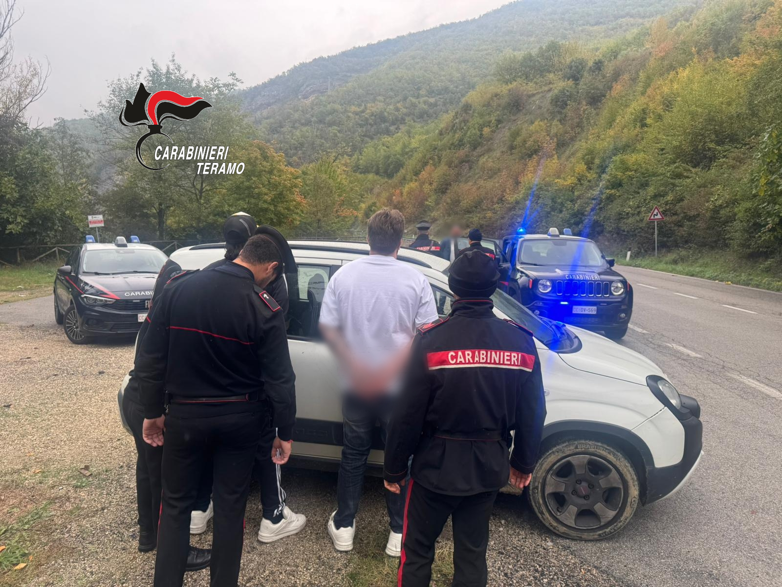 Bloccato ad Alba Adriatica con 200 grammi di hashish: arrestato presunto spacciatore nel quartiere “Ferro di cavallo”