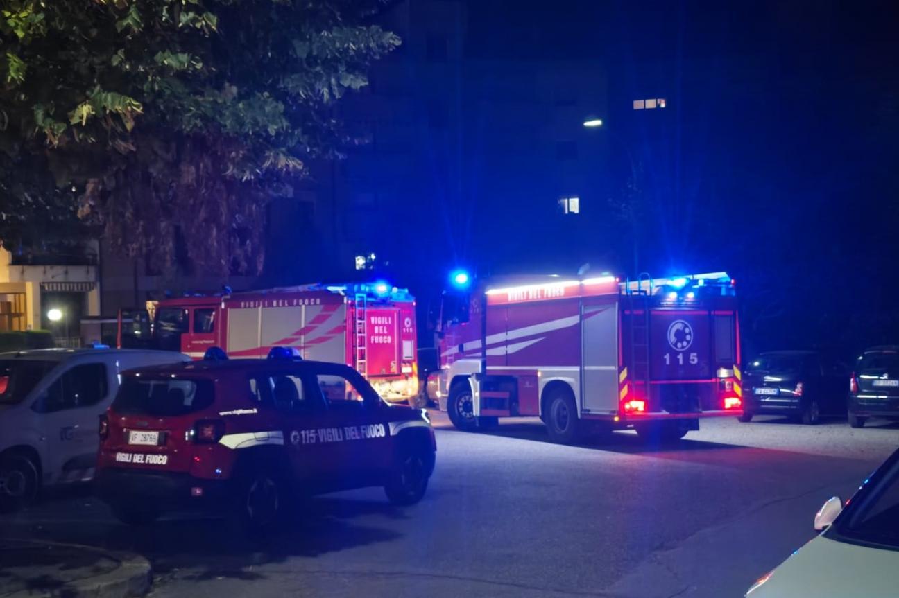 Esplosione in una palazzina ad Avezzano: paura tra i residenti, 18 famiglie evacuate