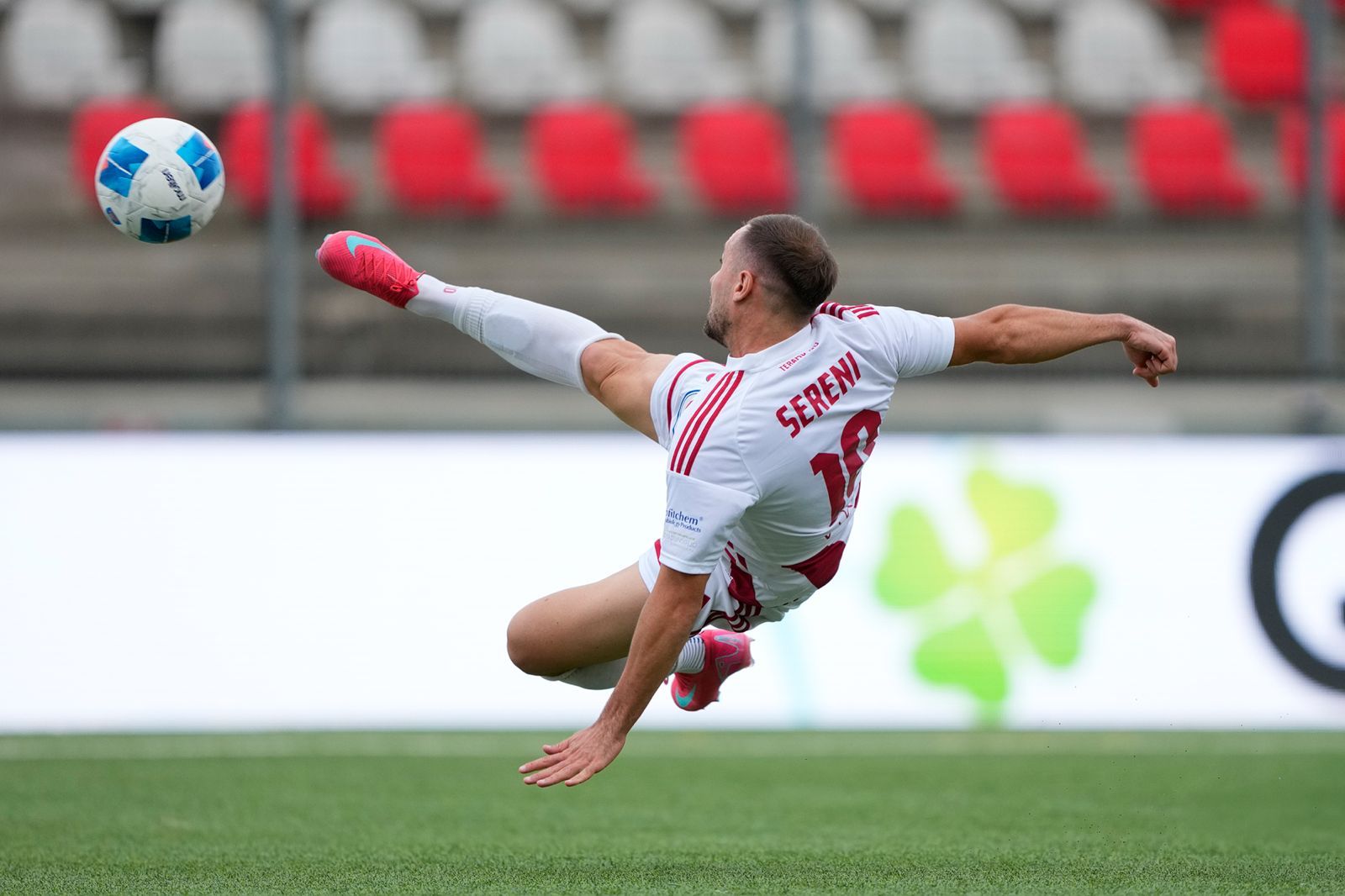 Il Teramo Sblocca il Muro Sammaurese con un Sereni Devastante: Finisce 3-0