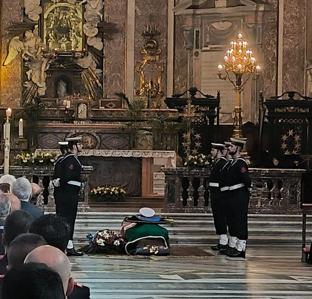 Teramo e le Forze Armate danno l’ultimo saluto all’Ammiraglio Guido Venturoni