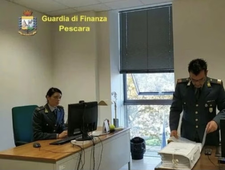Frode Milionaria sui Fondi UE: Sequestro da 3,5 Milioni e Dieci Indagati nel Pescarese