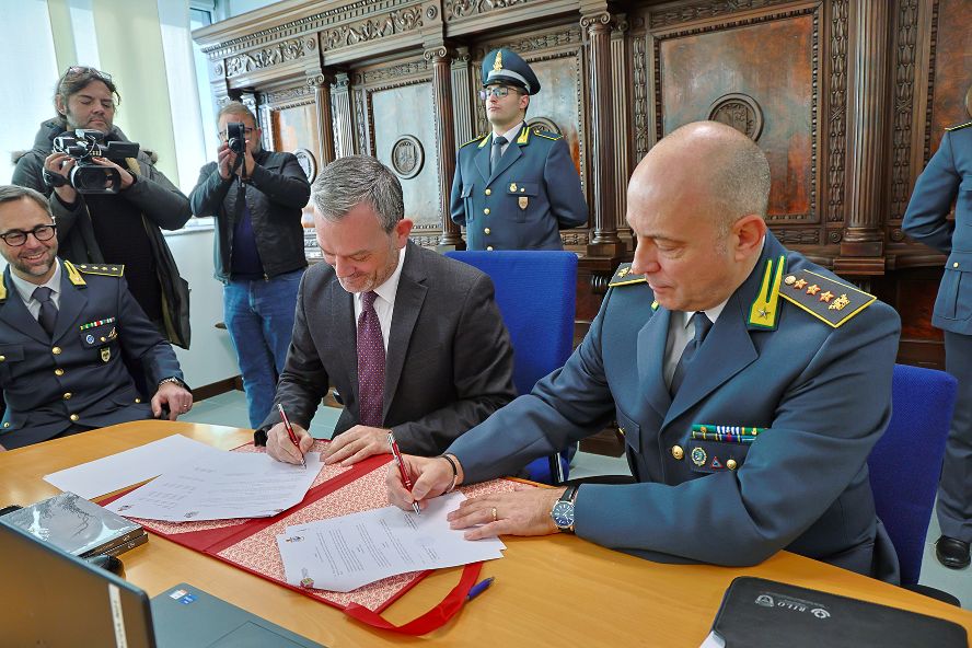 UniTe e Guardia di Finanza collaborano per formazione e legalità economico-finanziaria