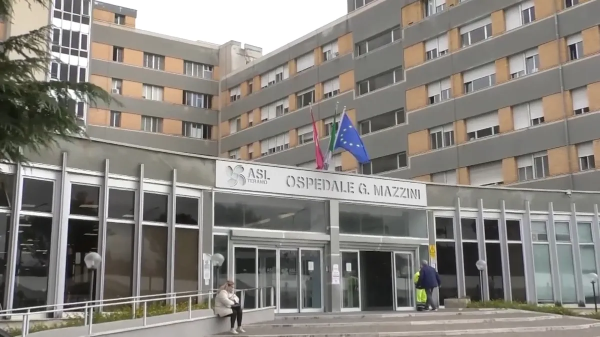 Alba Adriatica. Ferito ma non in pericolo di vita l’uomo ribaltatosi col trattore