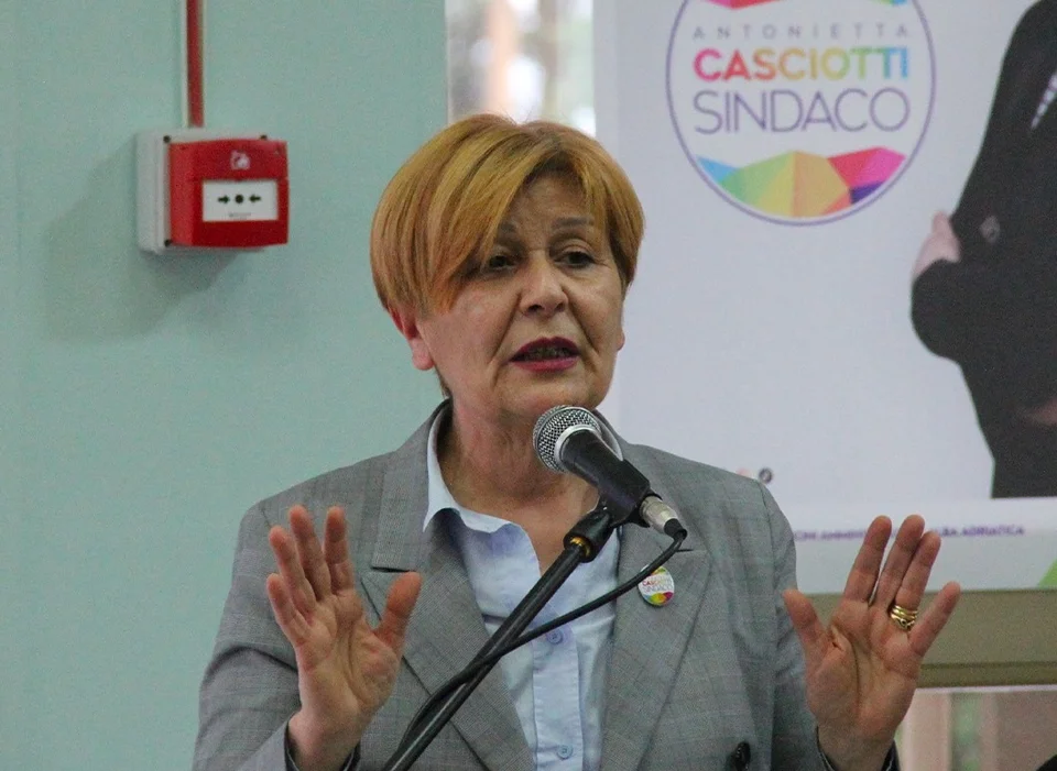 Alba Adriatica. Il Sindaco Casciotti: “Propaganda diffamatoria e falsificazione di immagini: massima allerta per la sicurezza pubblica!”