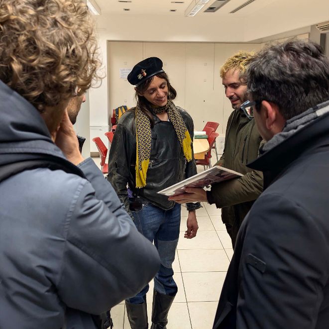 Raccolti oltre 4.300 euro per Multa Paucis durante la distribuzione del vinile “Pigri Volume 1”