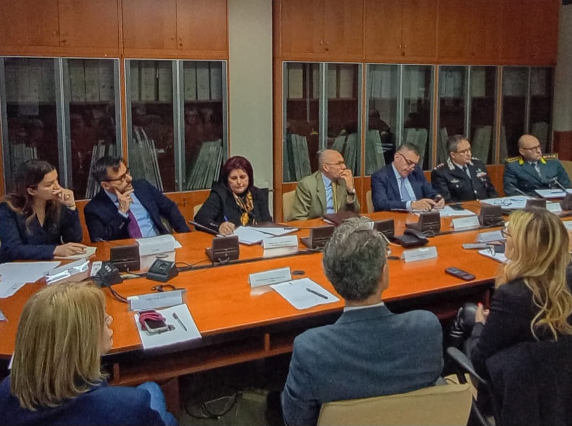 Controlli serrati e prevenzione: il piano della Prefettura di Teramo per la sicurezza nei locali