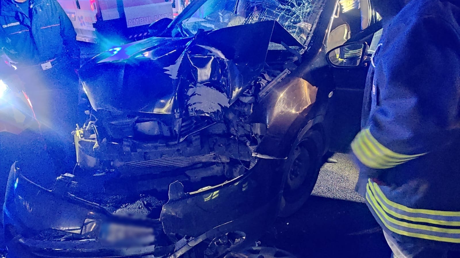 Muore donna 50enne in un incidente a Sant’Egidio. Fatale lo schianto contro un albero