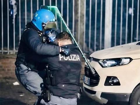 Sandro Mariani sui fatti di Torino: La nota di solidarietà all’agente aggredito