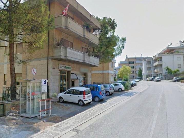 Chiude la filiale BdM Banca alla Cona. Fedele: “Un altro colpo al quartiere”