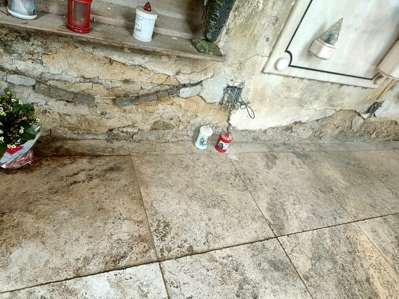 Teramo Vivi Città: “il cimitero di Teramo tra sporcizia e degrado”