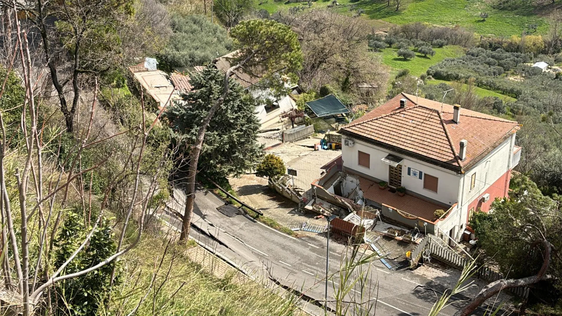 Silvi Paese, inchiesta della magistratura sul crollo del versante