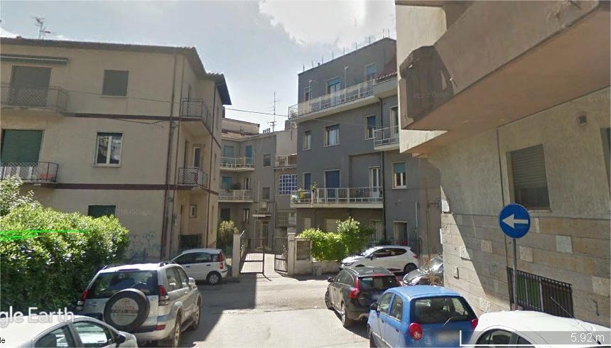 Forte odore di gas in via della Monica a teramo. Vigili del Fuoco sul posto