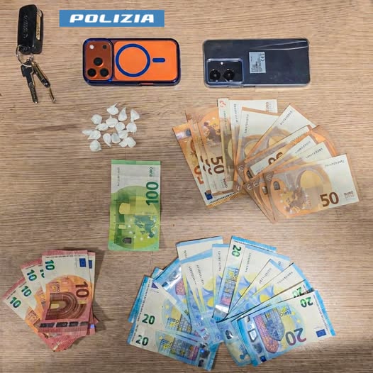 Arrestato venticinquenne: nascondeva cocaina nell’auto