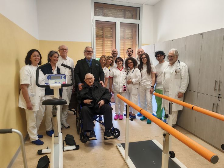 Don Nicola Iobbi dona una palestra per la riabilitazione in Pneumologia