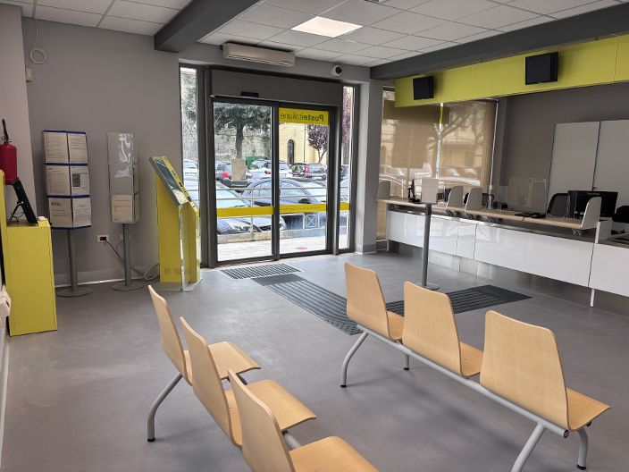 Riapre l’ufficio postale di Montorio rinnovato in versione Polis