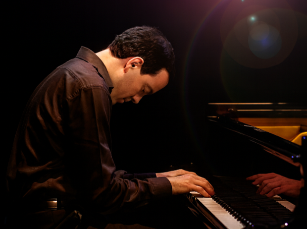 Alla Riccitelli il pianista Pietro Pittari tra Bach, Debussy e composizioni originali