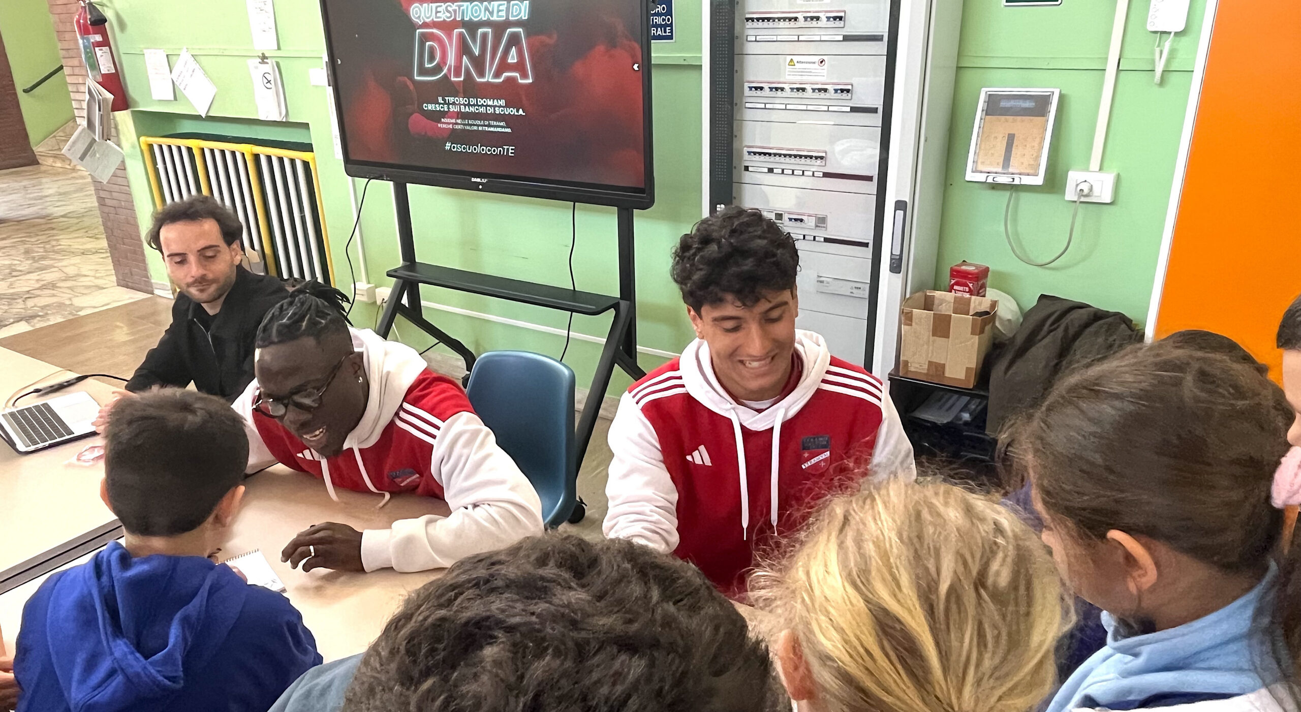 Questione di Dna: il Teramo Calcio incontra gli alunni della primaria Risorgimento