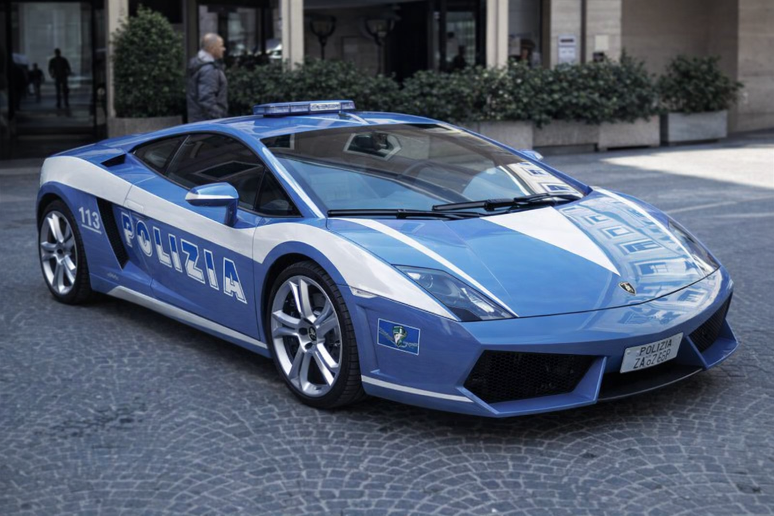Studenti e supercar al Parco della Scienza per la giornata della legalità