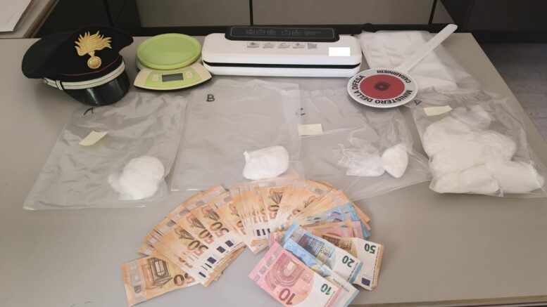 Cocaina nel garage: due arresti dei carabinieri