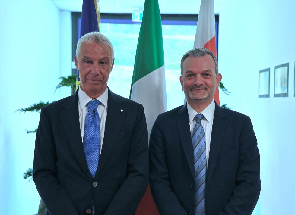 Il Capo del DIS, Rizzi all’UNITE: “Il problema oggi è distinguere il vero dal falso”
