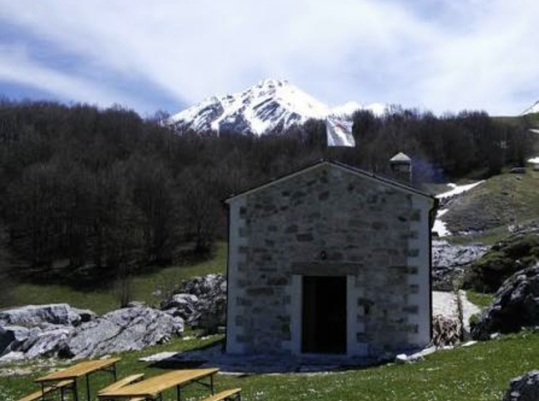 Furia bianca sul Gran Sasso. Distrutto il rifugio del Monte
