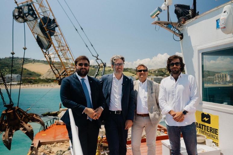 Roseto, avanzano i lavori sulle scogliere finanziati dalla Regione Abruzzo