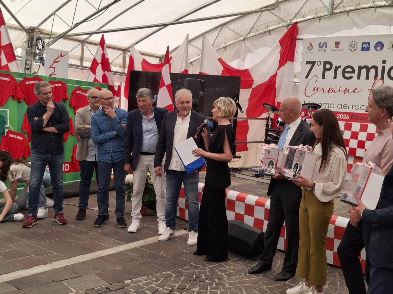 (Foto/Video) Premio Rodomonti: Teramo ricorda la leggenda del 1985-1986 ...