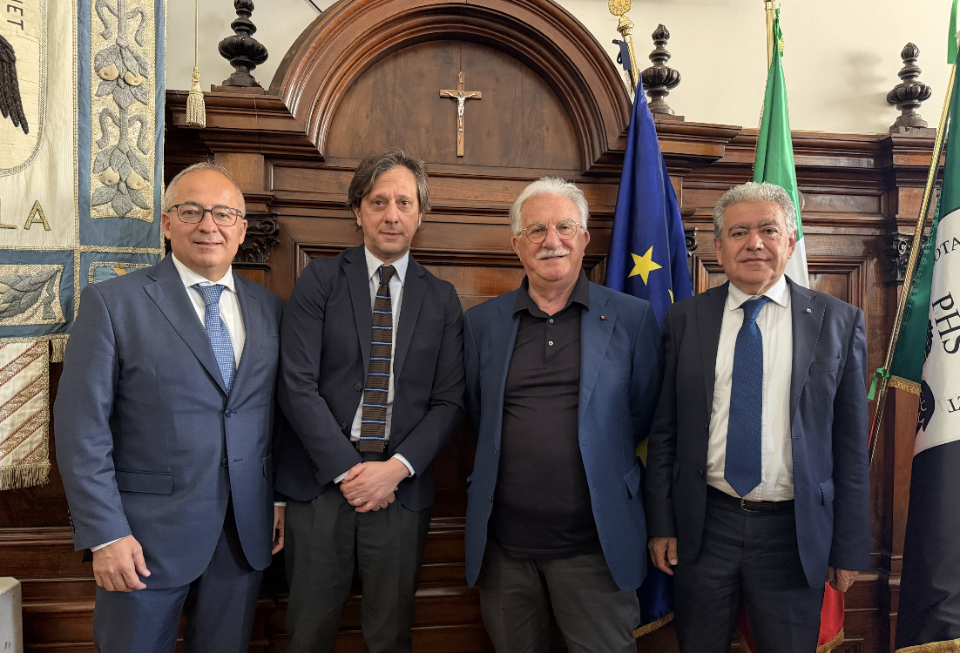 Fabio Frullo entra in Azione e rafforza il partito all’Aquila