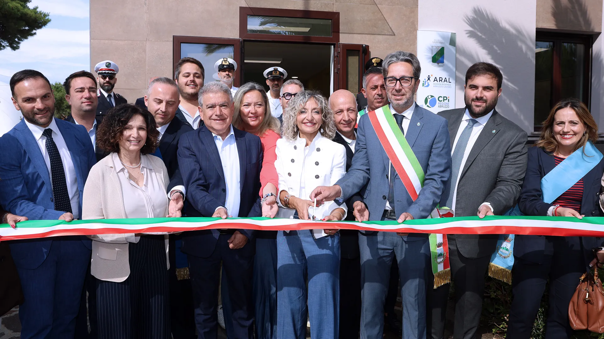 Nuova sede per il Centro per l’impiego di Roseto: inaugurati i locali in via Nazionale