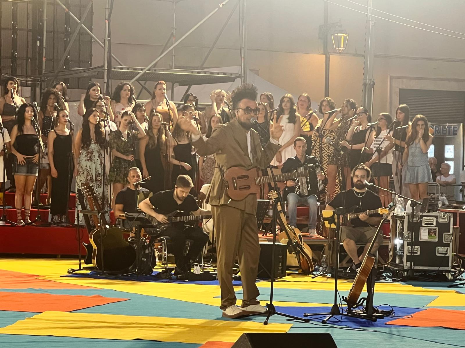 (VIDEO e Photogallery) La Notte dei Serpenti scuote Piazza Martiri. Stasera e domani si replica