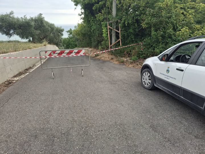 Maltempo a Roseto: tetti danneggiati e alberi caduti, interventi e monitoraggi in corso