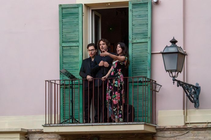 “Balcoscenico”: musica sui balconi al Città Sant’Angelo Music Festival