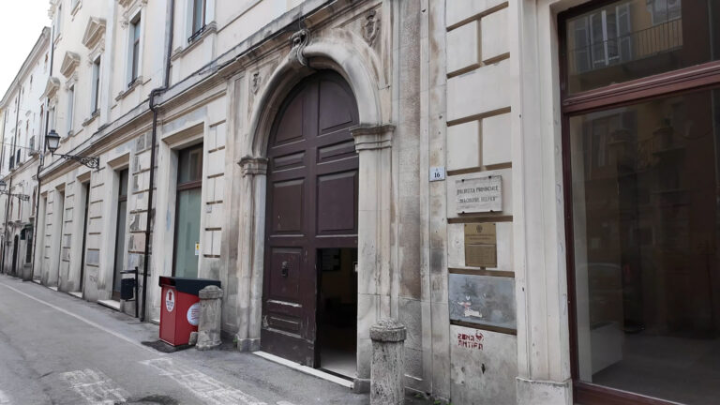 Biblioteca Delfico, il Comune alla Cgil: “piena tutela dei lavoratori, non possiamo accettare critiche scomposte e prive di fondamento”