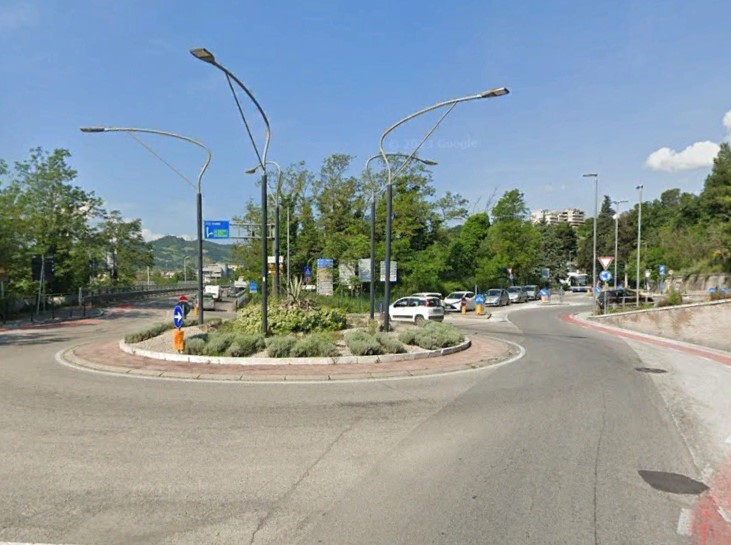 Nuovo asfalto zona “rotonda Cartecchio-via Biondi”. Si lavorerà di notte