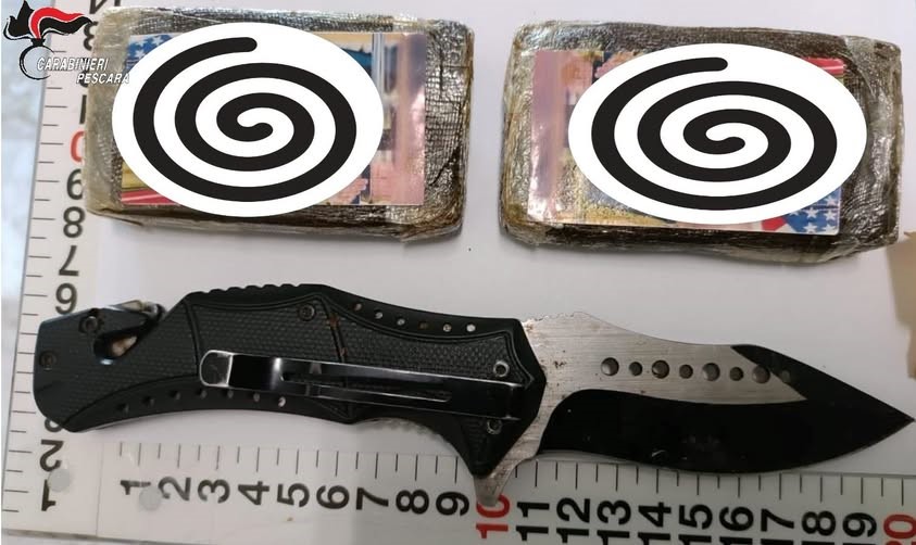 Arrestato ventenne con 206 grammi di hashish. Era noto per promuoverne l’uso tra i giovanissimi