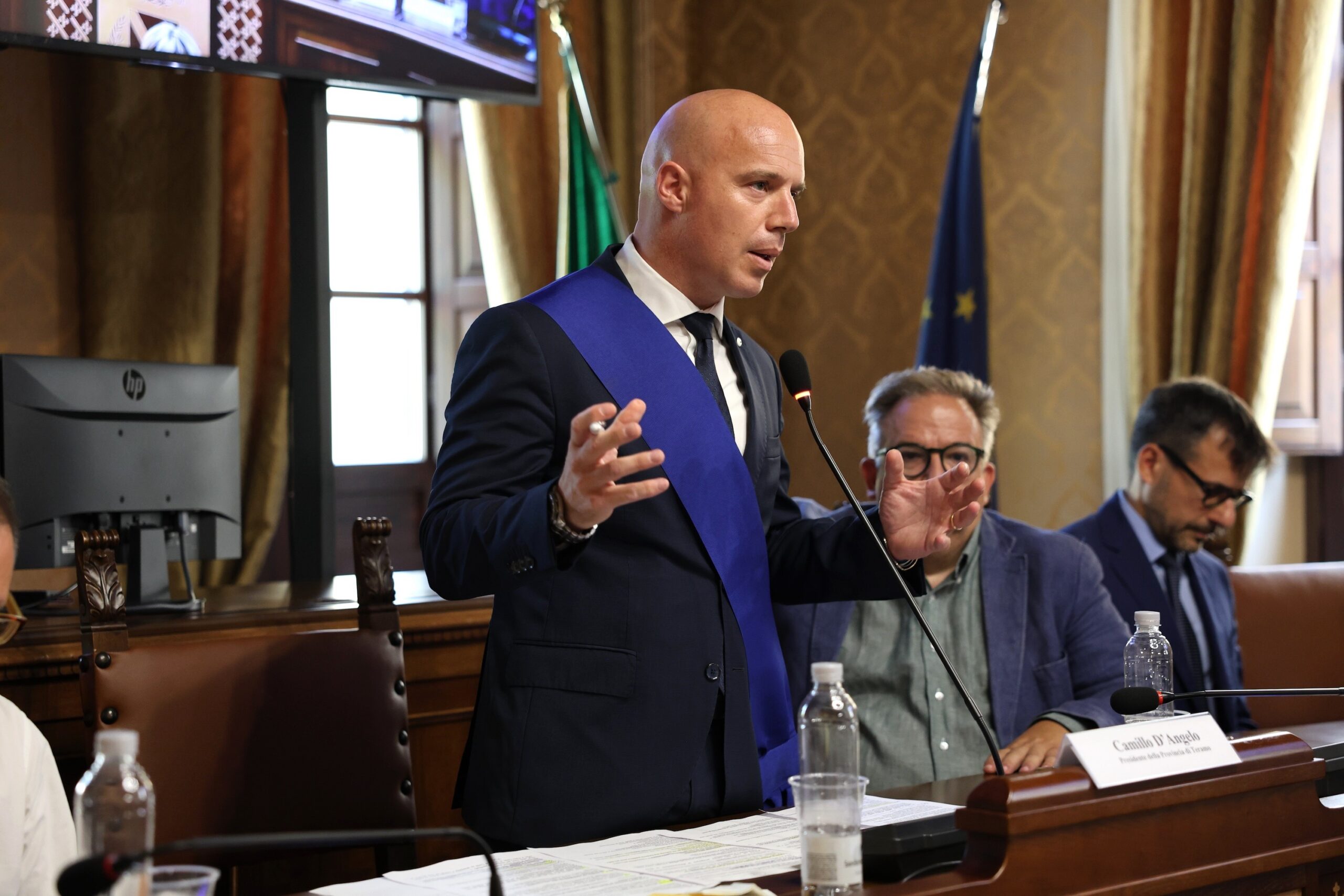 Comunicazione e democrazia: il dibattito a Teramo per i 220 anni della Provincia