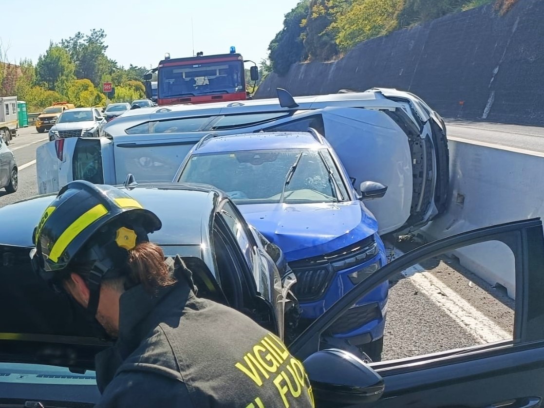 A14. Quattro auto coinvolte in incidente nel territorio di Pineto. Due persone in ospedale