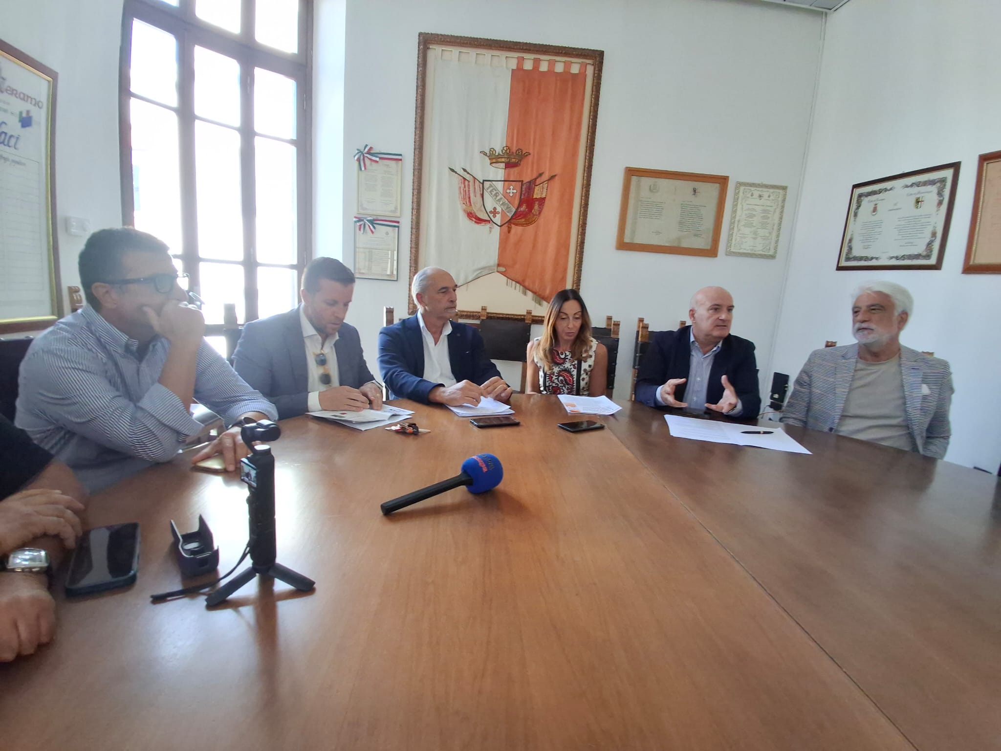 Violenza in Centro e preoccupazione dei cittadini: dall’opposizione nasce la proposta “Un Patto per Teramo Sicura”