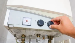 -30%: ENI Plenitude lancia una tariffa ribassata per luce e gas
