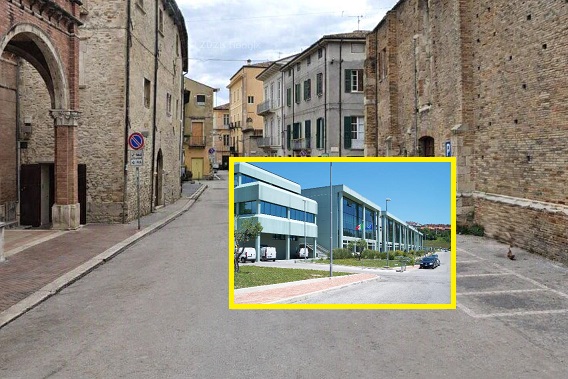 Pergamene ai dottori di ricerca, la cerimonia della Notte dei Ricercatori in Largo Melatino e teramo